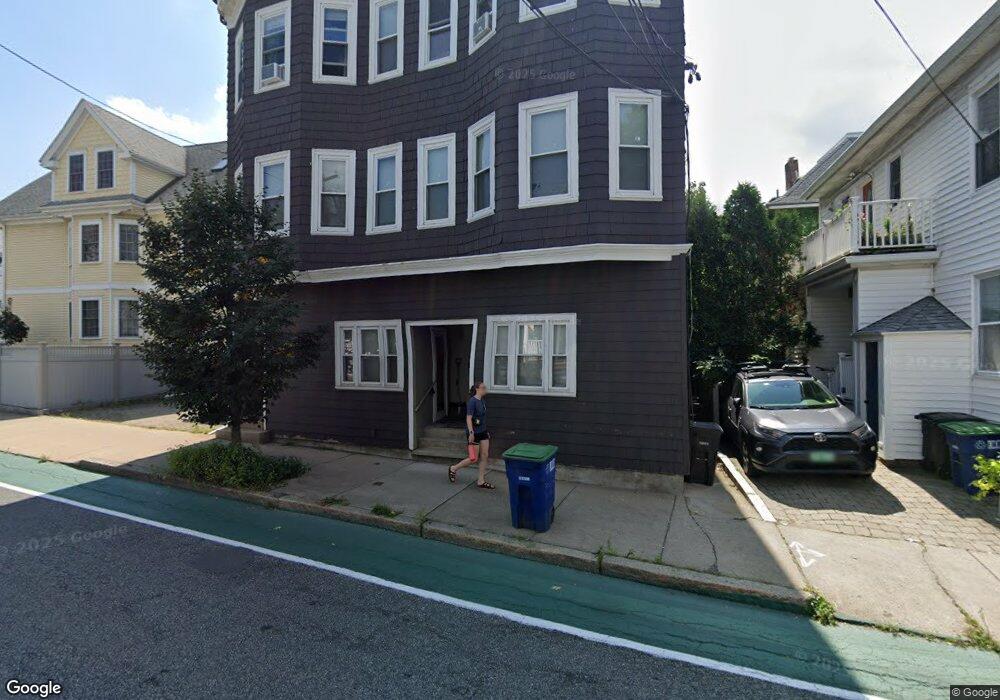 308 Summer St unit 2, Somerville, MA 02144 - photo 1