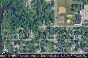 330 7th St, Newport, MN 55055