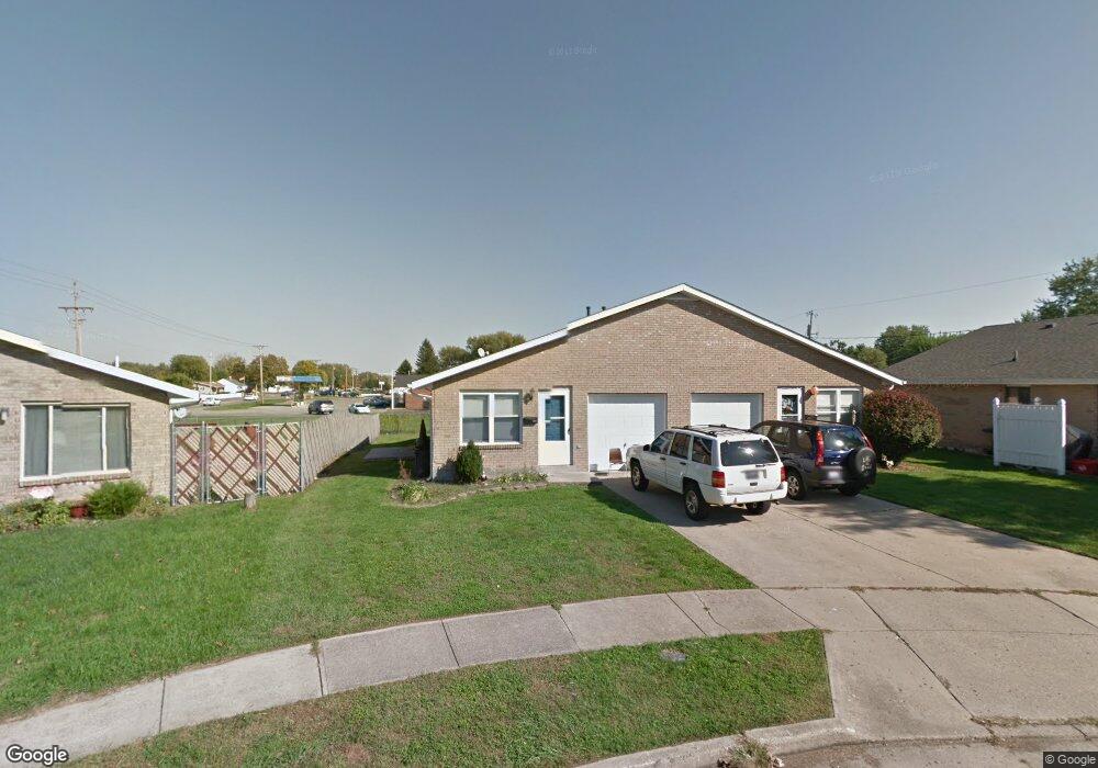 1333 Seneca Dr, Xenia, OH 45385 - photo 1