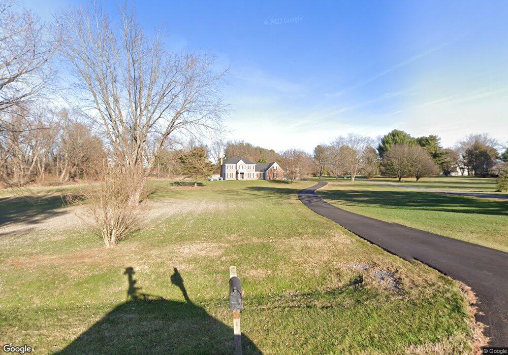 22001 Foxlair Rd, Gaithersburg, MD 20882 - photo 1