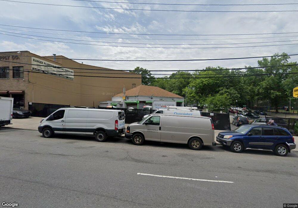 3145 Bailey Ave, Bronx, NY 10463 - photo 1