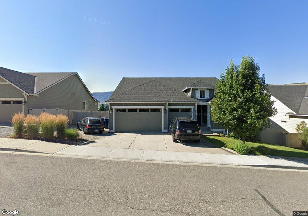 1966 Legendary Ln SE, East Wenatchee, WA 98802 - photo 1