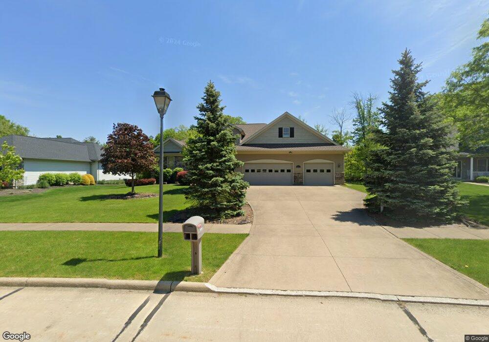 9591 Amberwood Ct, Broadview Heights, OH 44147 - photo 1