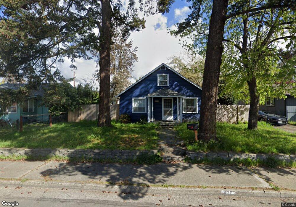 420 SW Burgess St, Grants Pass, OR 97526 - photo 1