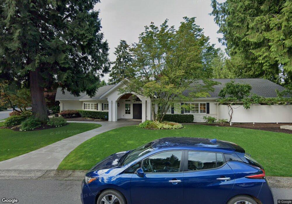 8815 SE 54th St, Mercer Island, WA 98040 - photo 1