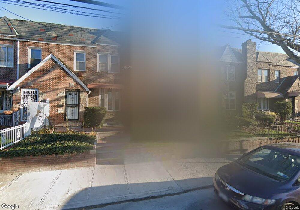 17610 Sunbury Rd, Jamaica, NY 11434 - photo 1