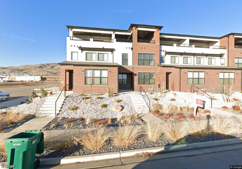 43 E Clubview Ln, Lehi, UT 84043 - photo 1