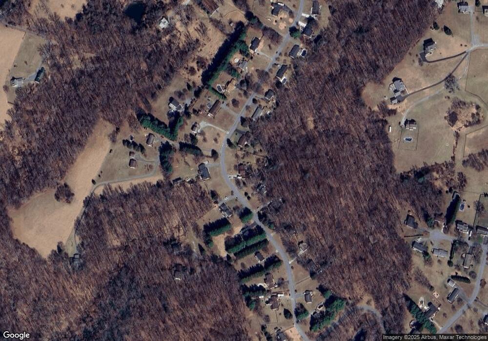 3997 Robin Hood Way, Sykesville, MD 21784 - photo 1