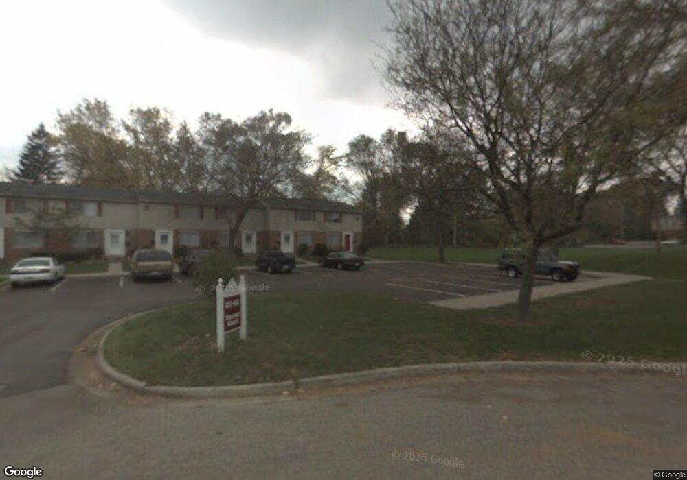 837 Vincent Ct unit 51, Lansing, MI 48910 - photo 1