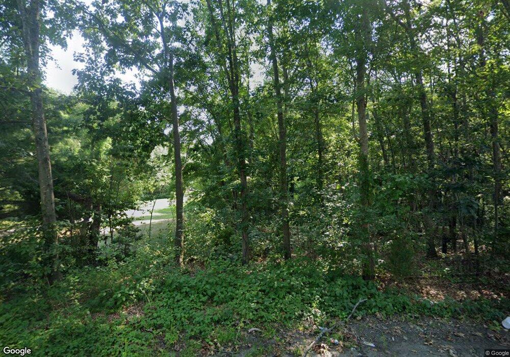 985 Pippin Orchard Rd, Cranston, RI 02921 - photo 1