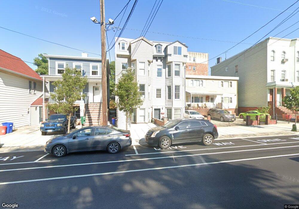 511 Palisade Ave, Union City, NJ 07087 - photo 1