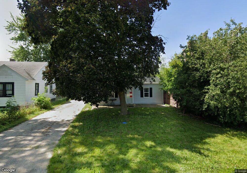 104 Baldwin Ave, Waukegan, IL 60085 - photo 1