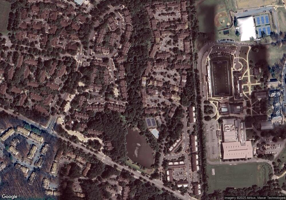 10724 Brewer House Rd, Rockville, MD 20852 - photo 1