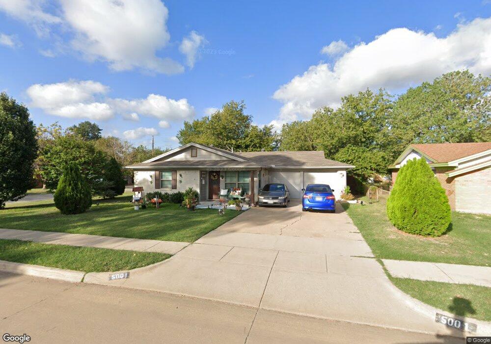 5001 Roberta Dr, North Richland Hills, TX 76180 - photo 1