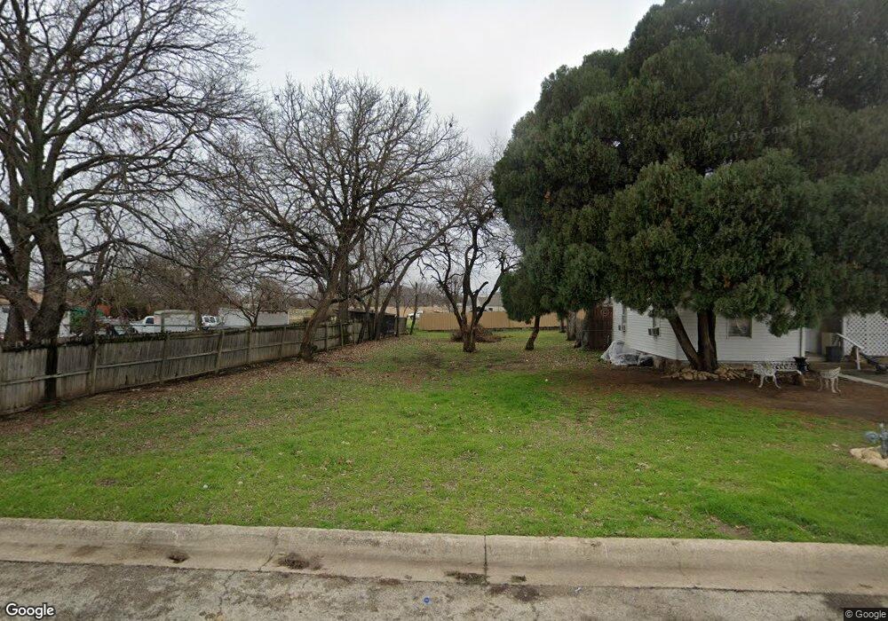 305 Martha Jean St, White Settlement, TX 76108 - photo 1