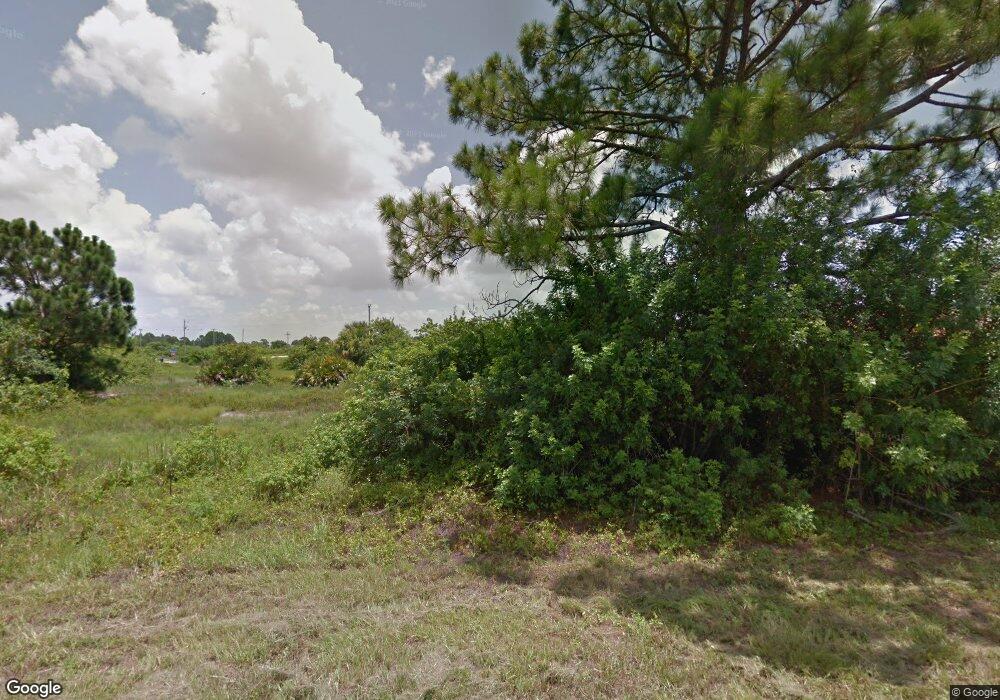 913 Margaret Ave S, Lehigh Acres, FL 33974 - photo 1