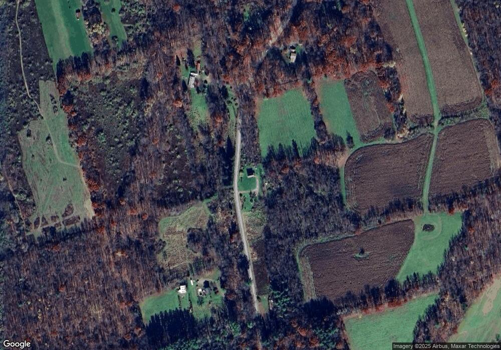 316 Evergreen Dr, Falls, PA 18615 - photo 1