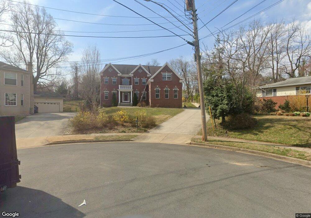 6613 Rockmont Ct, Falls Church, VA 22043 - photo 1