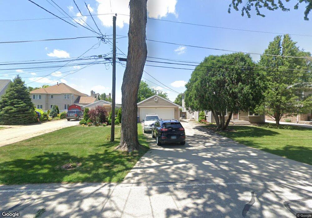 2158 Elmira Ave, Des Plaines, IL 60018 - photo 1