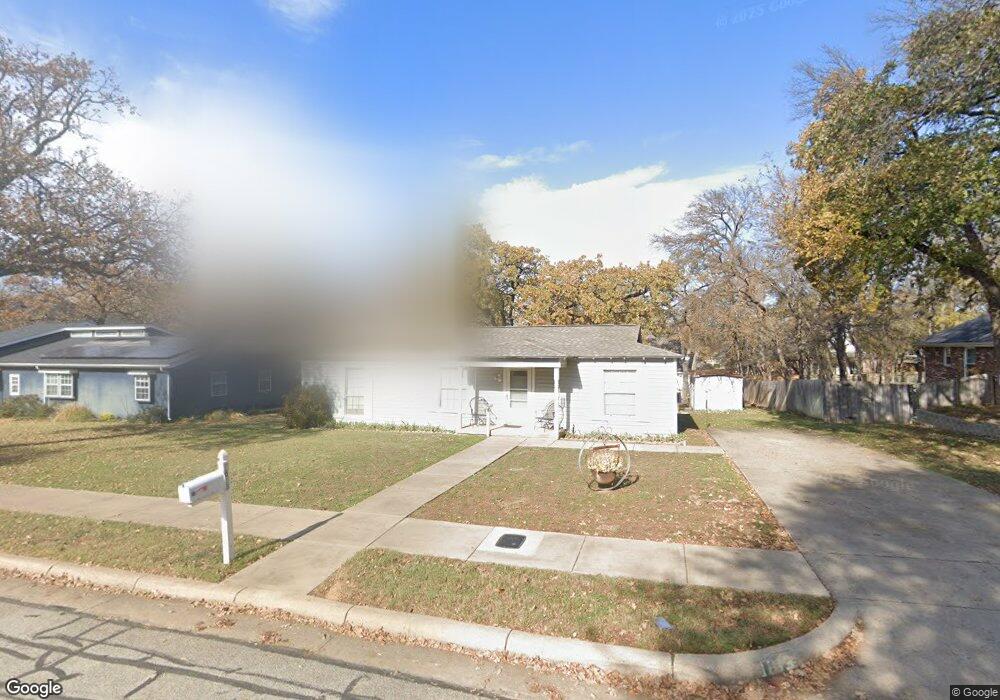 1613 Donna Ln, Bedford, TX 76022 - photo 1