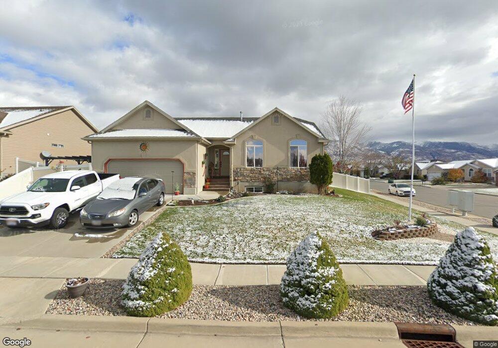 207 E 1525 N, Layton, UT 84041 - photo 1