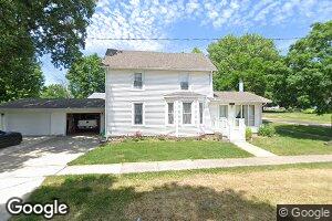 222 E 2nd St, Chadwick, IL 61014