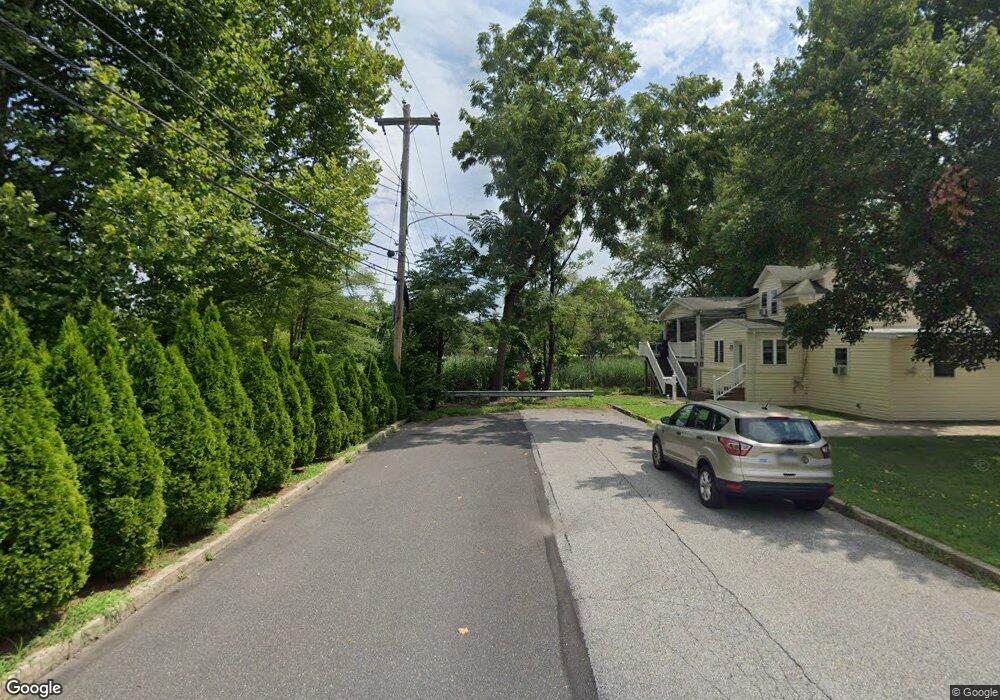 637 Pontiac St, Lester, PA 19029 - photo 1