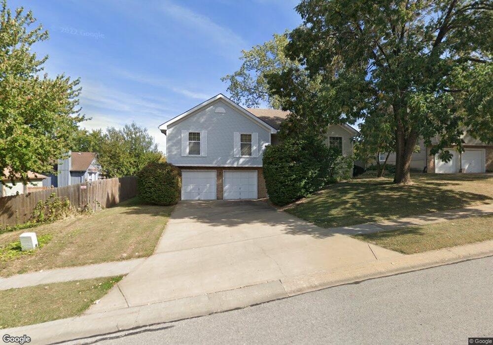 4803 Mastin St, Shawnee, KS 66203 - photo 1