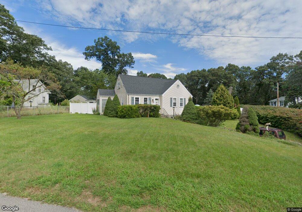 5 Swift St, Blackstone, MA 01504 - photo 1