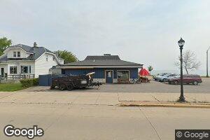 824 4th St, Algoma, WI 54201