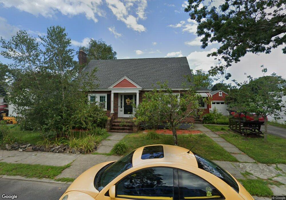 2 Plummer Rd, Lawrence, MA 01843 - photo 1