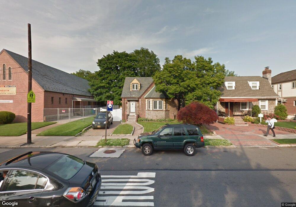 7311 188th St, Fresh Meadows, NY 11366 - photo 1