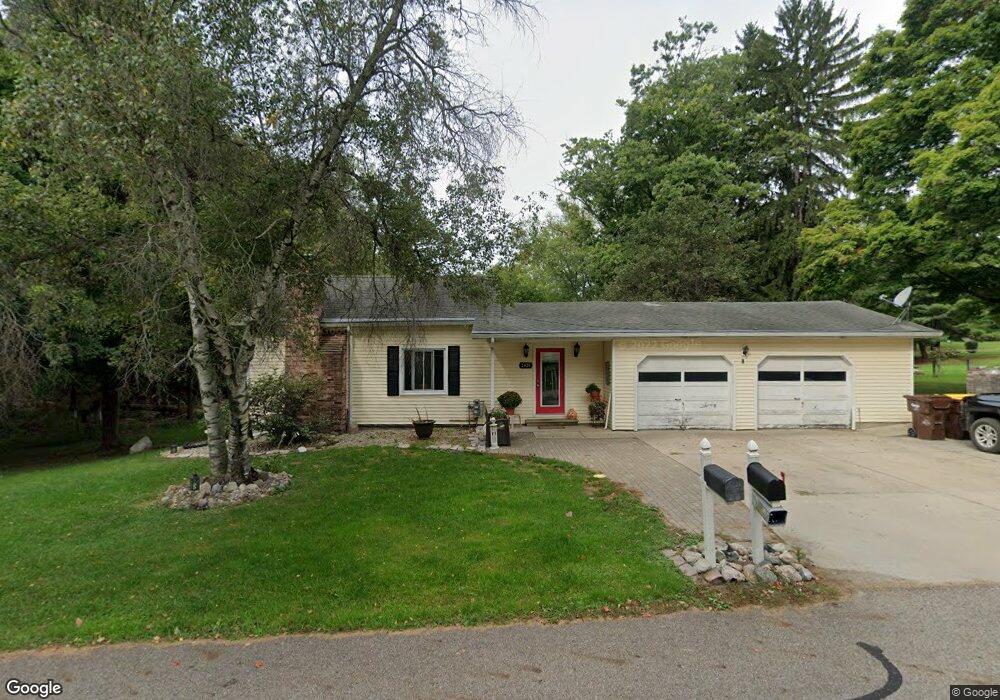 2825 Vermont St, Lansing, MI 48906 - photo 1