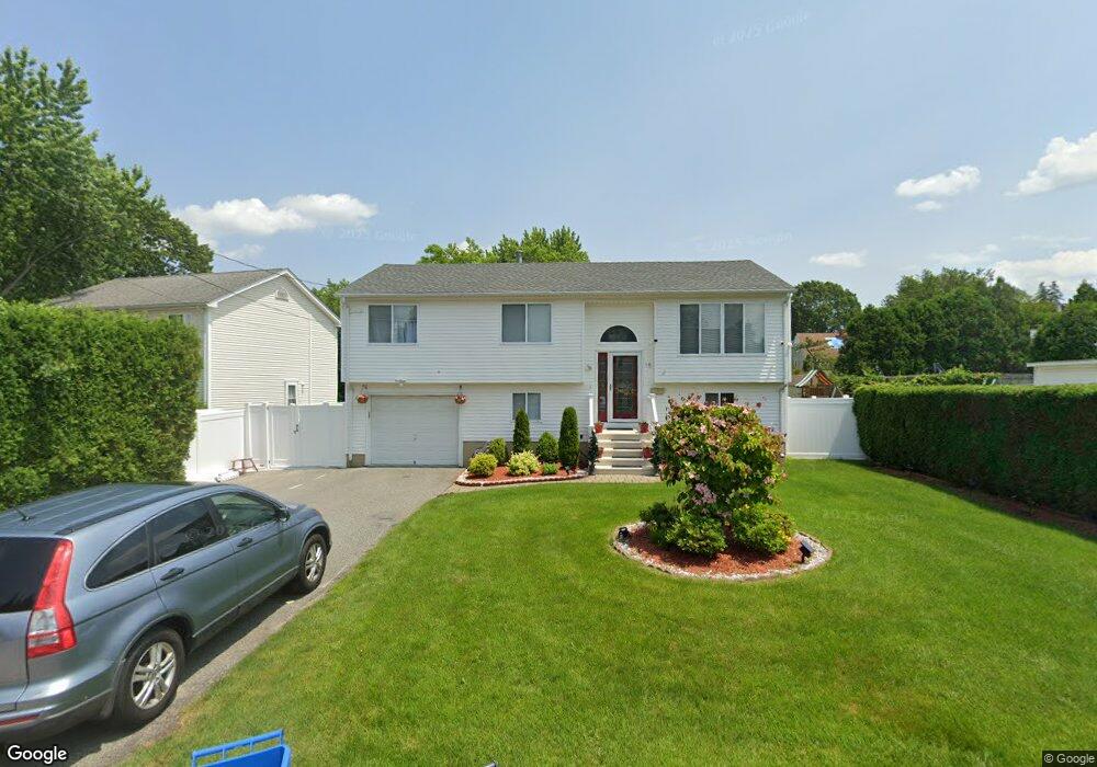 15 Plaza St, Cranston, RI 02920 - photo 1