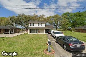300 Cherry St, Labadieville, LA 70372