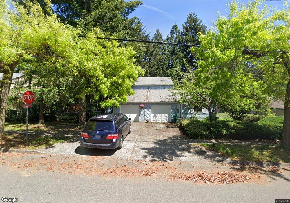 9910 SW Davies Rd, Beaverton, OR 97008 - photo 1