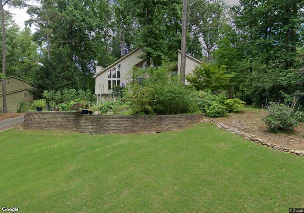 3870 Dundee Dr NE, Roswell, GA 30075 - photo 1