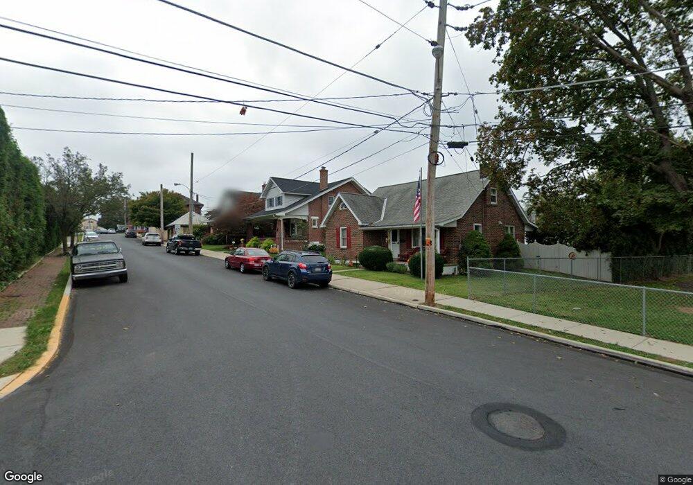 125 N Franklin St, Boyertown, PA 19512 - photo 1