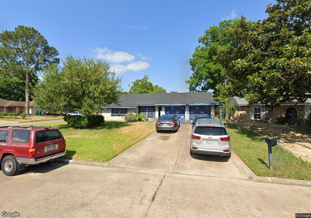 8603 Aspen View Ct, Houston, TX 77088 - photo 1
