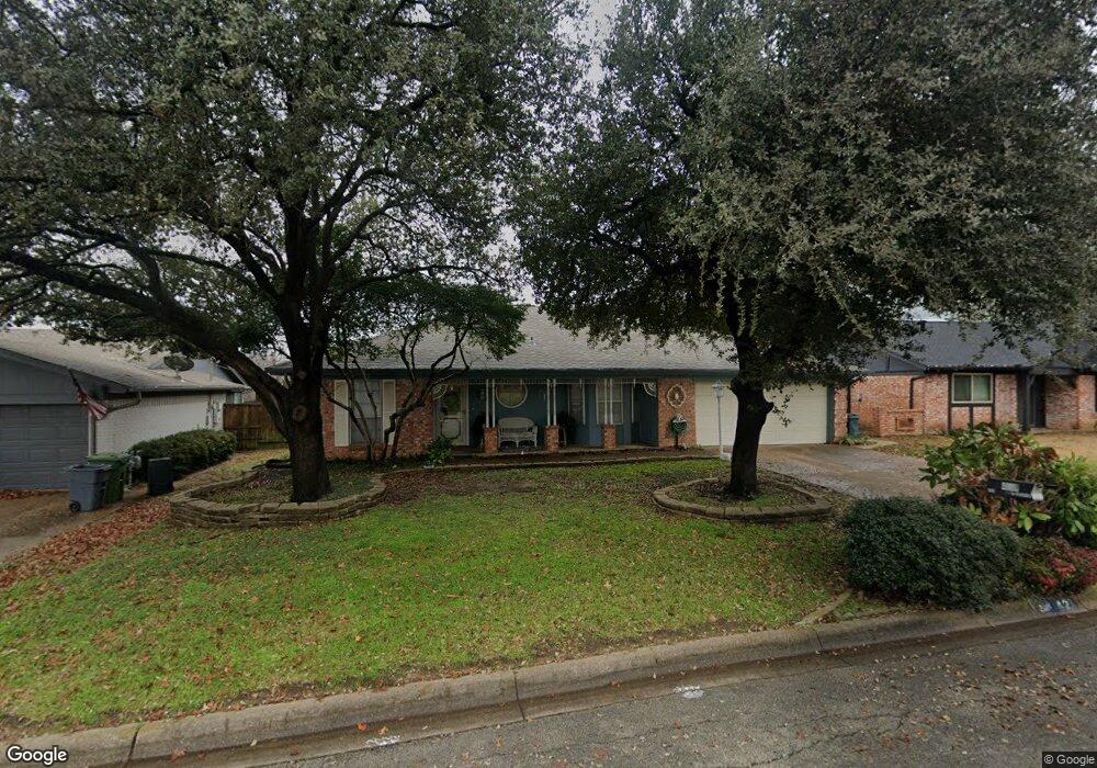 421 Mountainview Dr, Hurst, TX 76054 - photo 1