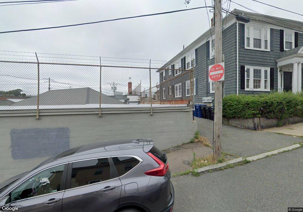 44A Ropes St unit 2, Salem, MA 01970 - photo 1