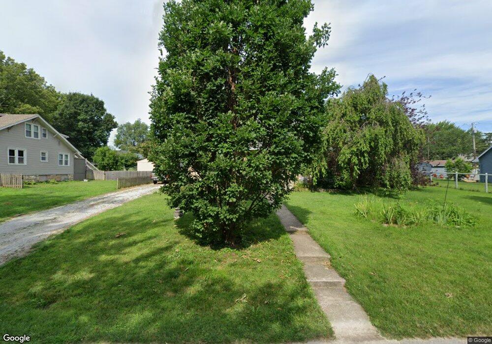 5736 Garnett St, Shawnee, KS 66203 - photo 1