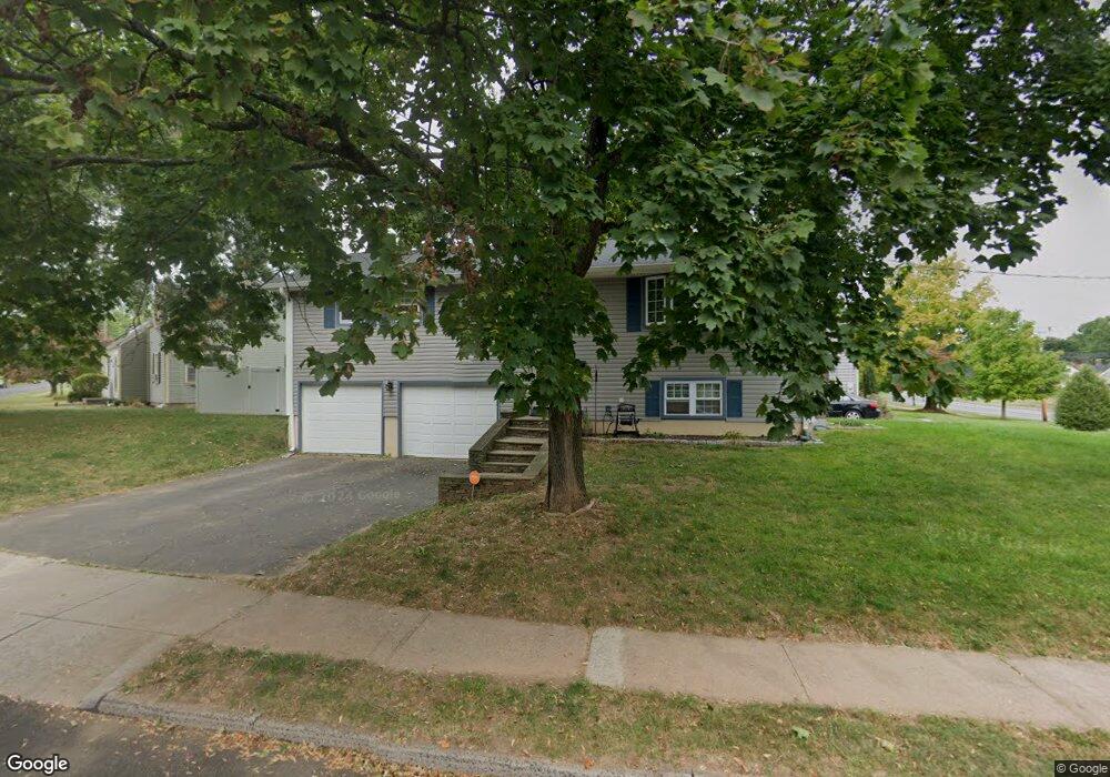 52 Boswell Rd, West Hartford, CT 06107 - photo 1