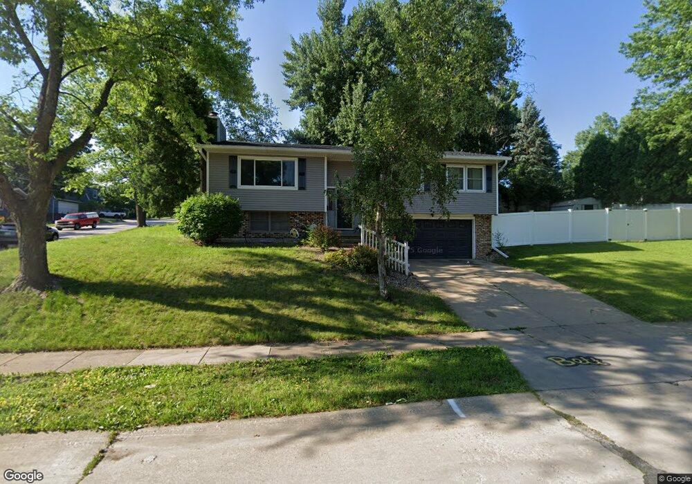 1365 Meadow Lane Dr, Bettendorf, IA 52722 - photo 1