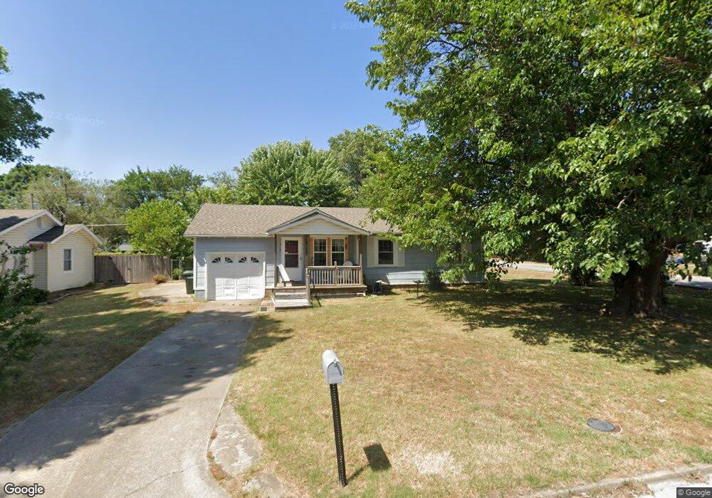 218 E Falletti Ave, Claremore, OK 74017 - photo 1