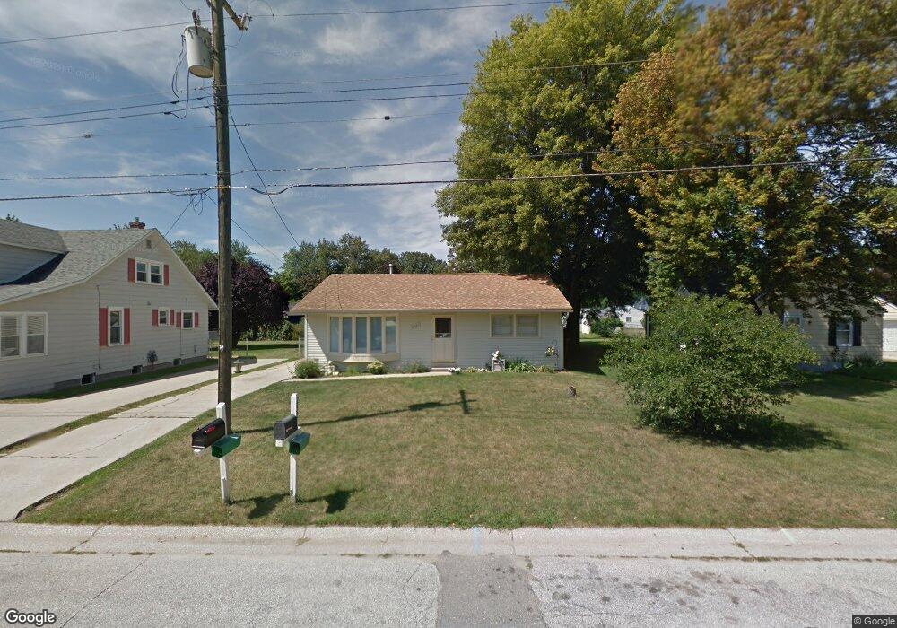 2521 20th Ave, Port Huron, MI 48060 - photo 1