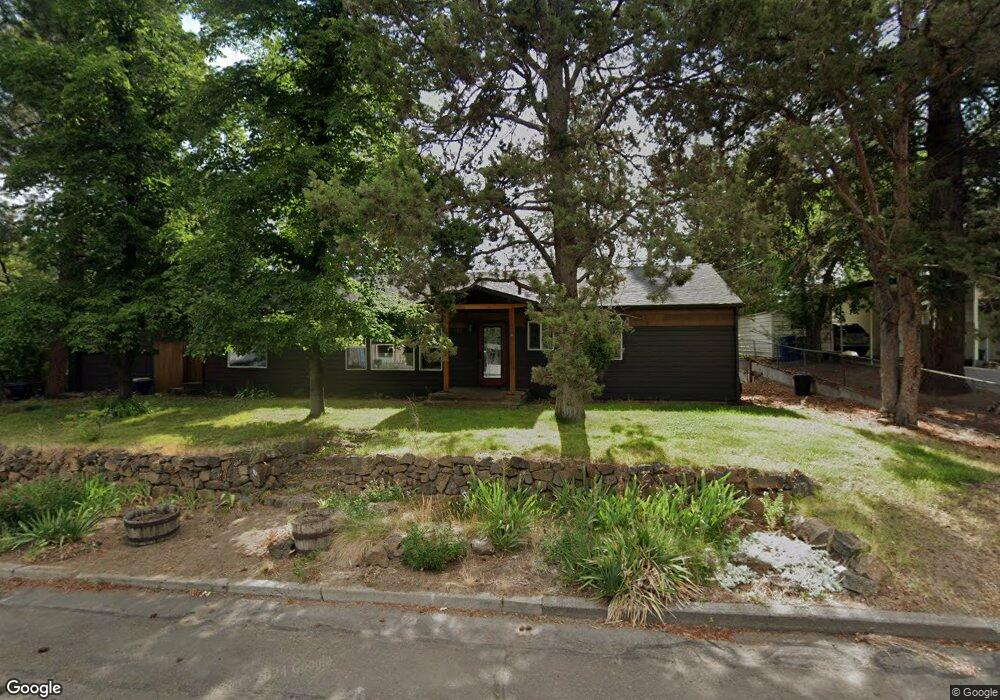 522 SE 4th St, Bend, OR 97702 - photo 1