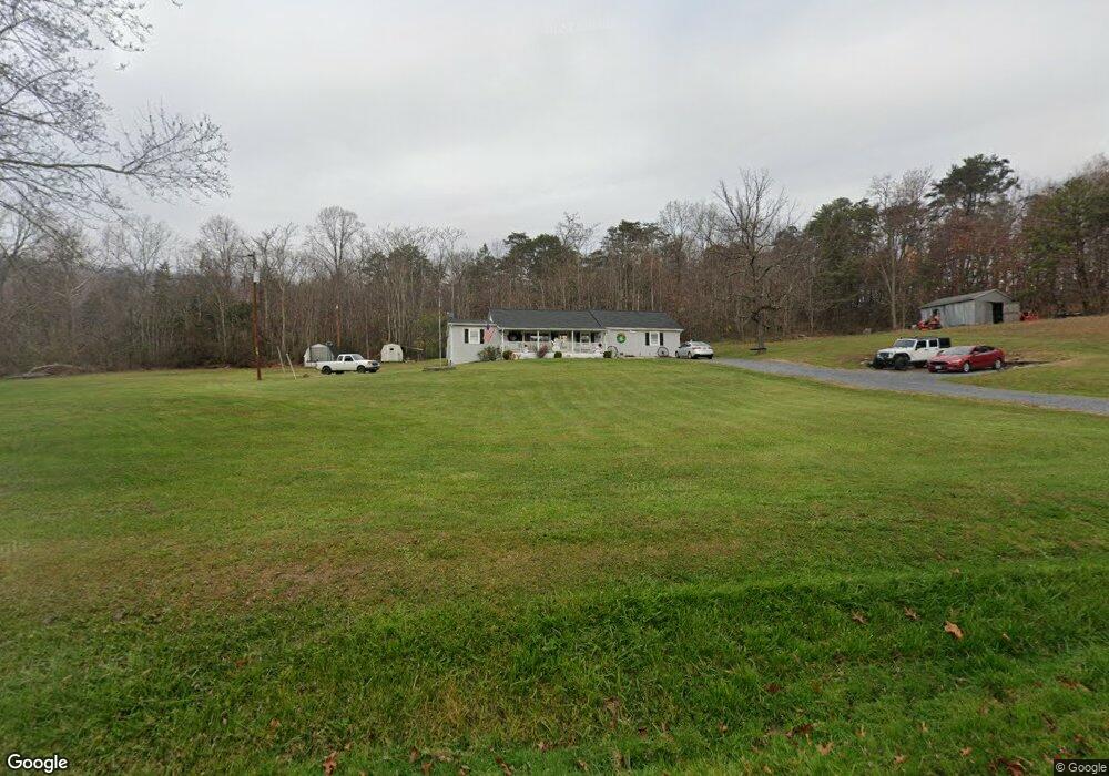 2301 Ridge Hollow Rd, Edinburg, VA 22824 - photo 1