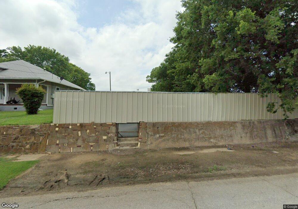 21 E St SE, Ardmore, OK 73401 - photo 1