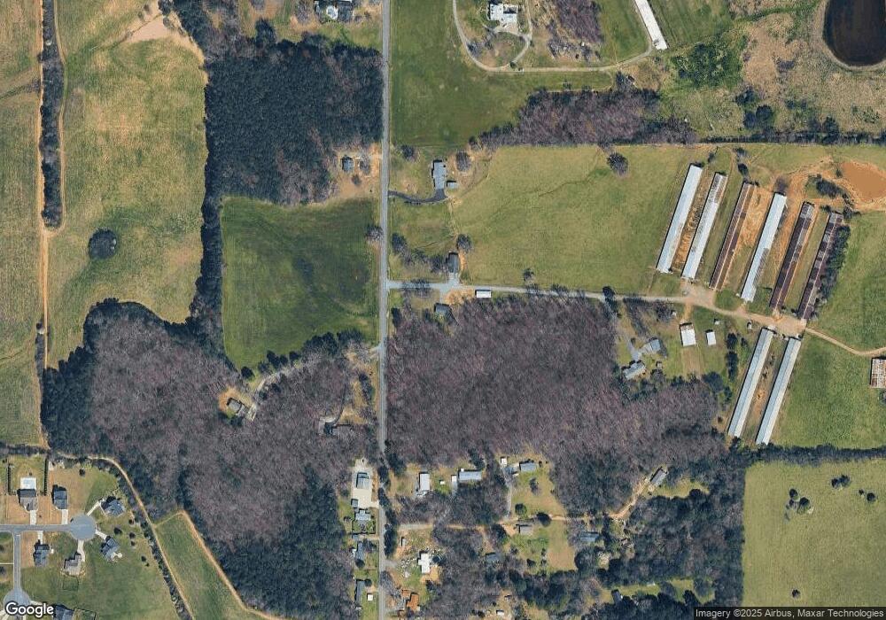 318 Baxter Rd SE, Calhoun, GA 30701 - photo 1